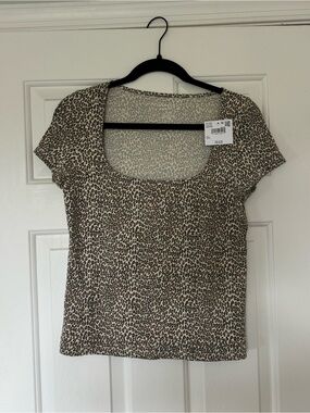 American Eagle Scoop Neck Top